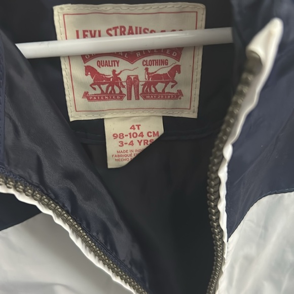 Levi’s wind jacket - Picture 4 of 8